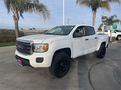 Used 2017 GMC Canyon 2WD Crew Cab w/ Convenience Package image 4
