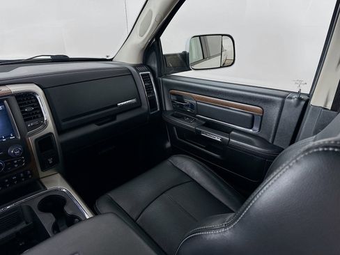 Used 2018 RAM 2500 Laramie w/ Snow Chief Group AWD/4WD image 30