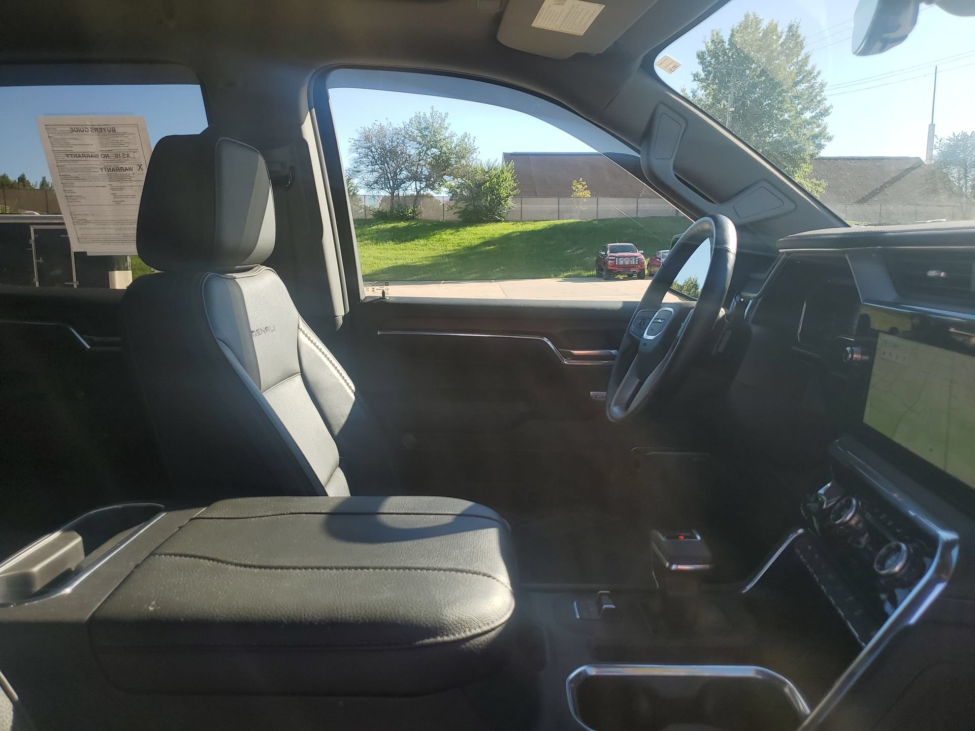 Used 2024 GMC Sierra 1500 Denali w/ Denali Reserve Package AWD/4WD image 35