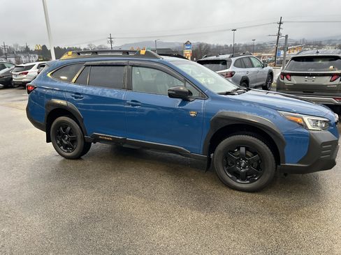 Used 2022 Subaru Outback Wilderness w/ Wilderness Package image 4