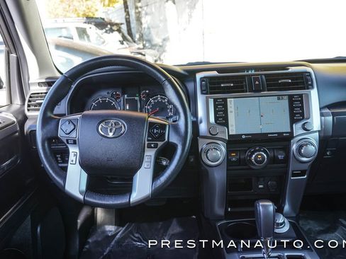 Used 2023 Toyota 4Runner SR5 Premium image 2