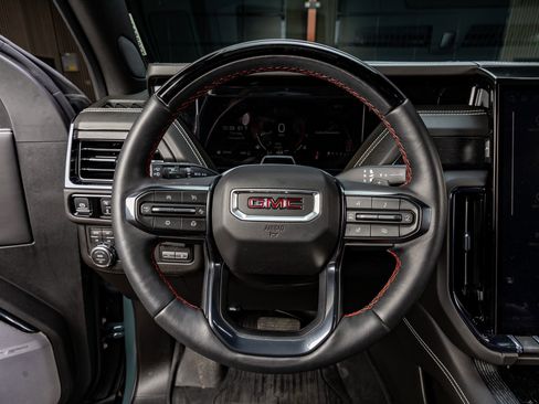 Used 2026 GMC Yukon AT4 Ultimate image 19