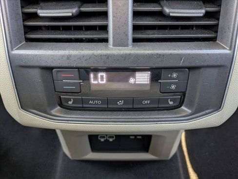 Used 2019 Volkswagen Atlas SEL Premium AWD/4WD image 17