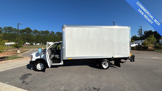 Used 2024 Ford E-350 and Econoline 350 Super Duty w/ Power Windows & Locks Group RWD image 5