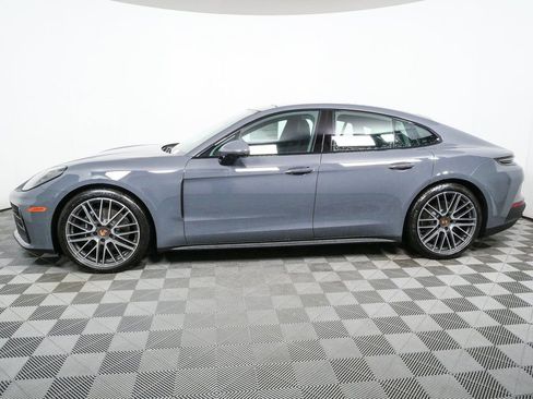 New 2026 Porsche Panamera 4 image 2