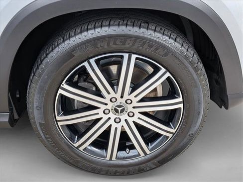 Used 2025 Mercedes-Benz GLE 350 4MATIC image 25
