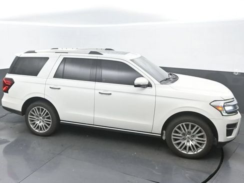 Used 2022 Ford Expedition Limited AWD/4WD image 13