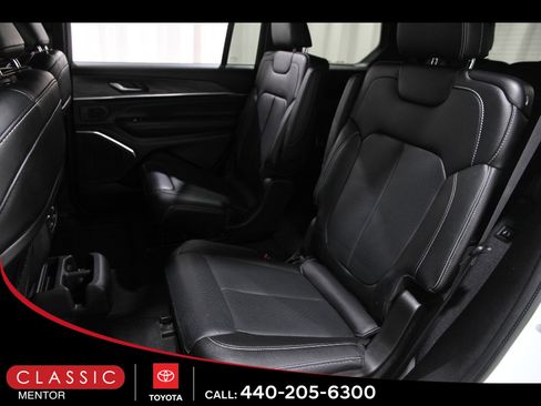 Used 2023 Jeep Grand Cherokee L Overland AWD/4WD image 21