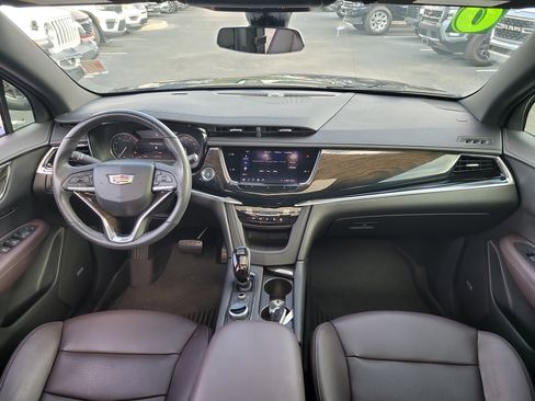 Used 2020 Cadillac XT6 Premium Luxury FWD image 15