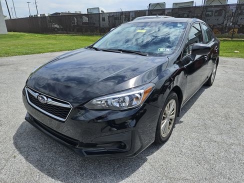 Used 2018 Subaru Impreza 2.0i Premium AWD/4WD image 3