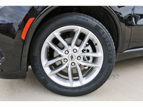 Used 2024 Dodge Durango GT image 33
