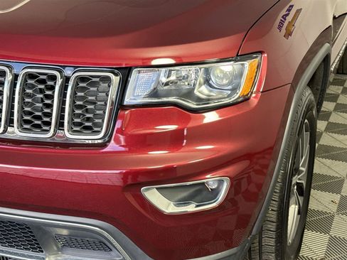 Used 2019 Jeep Grand Cherokee Limited image 9