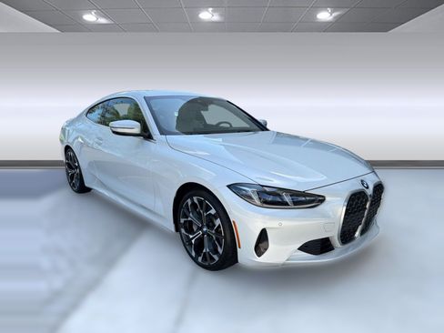 Used 2025 BMW 430i Coupe w/ Premium Package RWD image 6