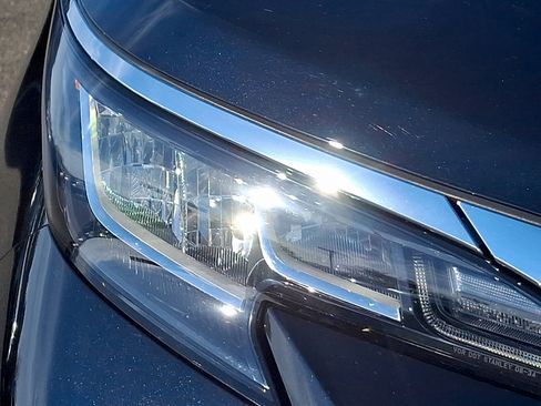 Certified 2023 Toyota Sienna XLE image 9