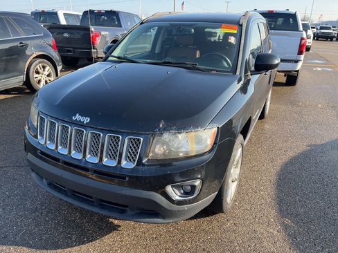 Used 2014 Jeep Compass Limited image 4