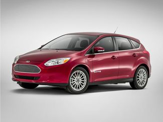 Used 2017 Ford Focus Electric Hatchback FWD video 1