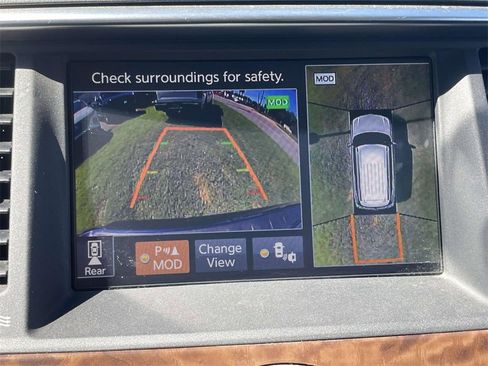 Used 2020 Nissan Armada SL w/ Premium Package image 27