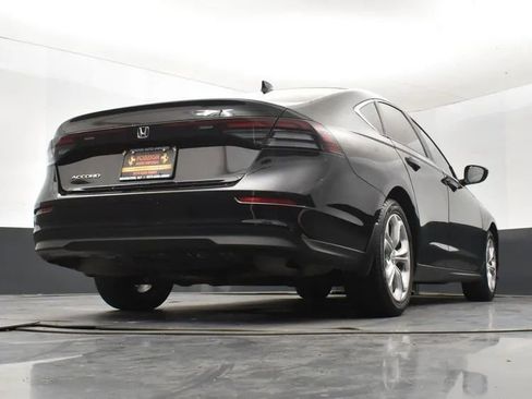 Used 2025 Honda Accord LX image 13