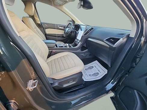 Certified 2024 Ford Edge SEL w/ Convenience Package AWD/4WD image 16