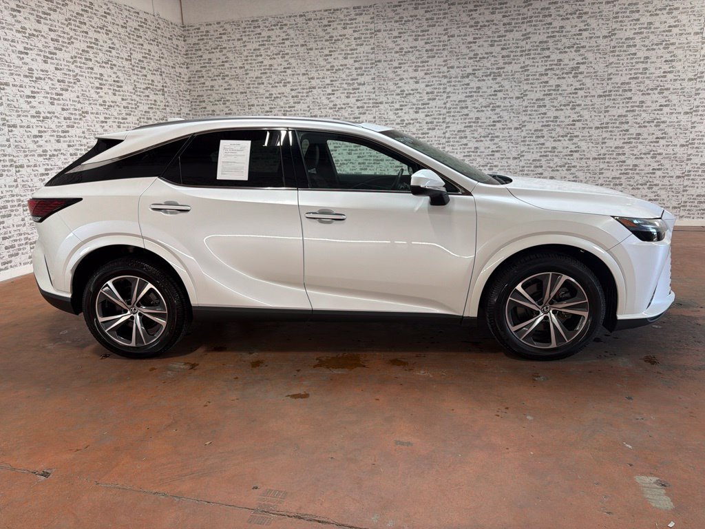 Used 2023 Lexus RX 350 Premium Plus w/ Accessory Package AWD/4WD image 8