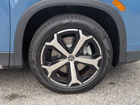 New 2026 Volkswagen Tiguan SE AWD/4WD image 11