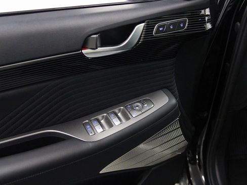 Used 2024 Hyundai Palisade Calligraphy image 23