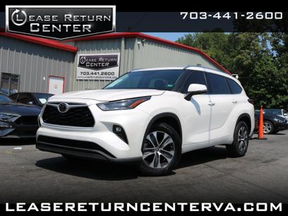 Used 2021 Toyota Highlander XLE