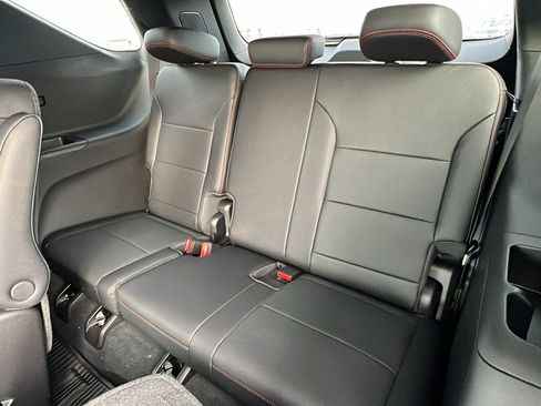 New 2026 Chevrolet Traverse Z71 image 15