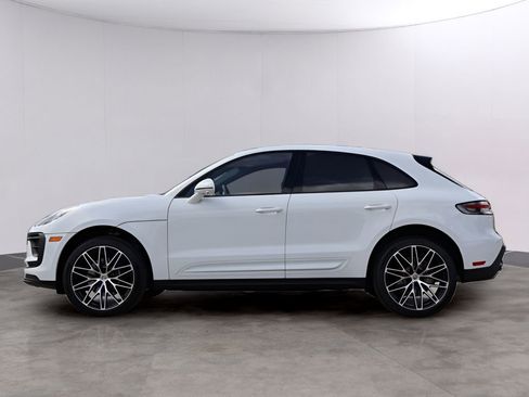 New 2026 Porsche Macan AWD/4WD image 2