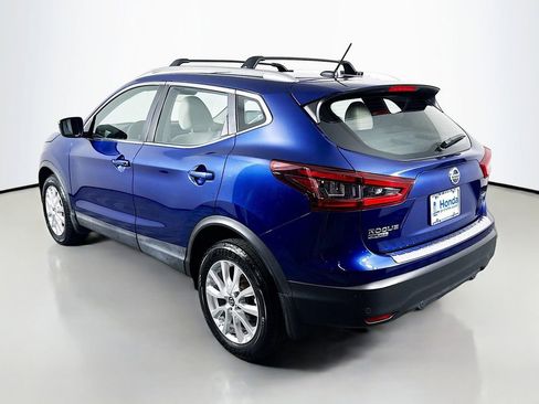 Used 2020 Nissan Rogue Sport SV AWD/4WD image 3