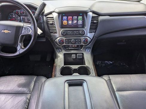 Used 2019 Chevrolet Tahoe LT image 17