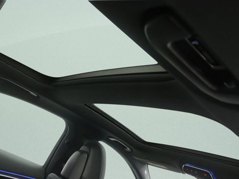 New 2026 Mercedes-Benz E 350 Sedan image 11