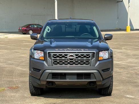 Used 2022 Nissan Frontier SV w/ Technology Package AWD/4WD image 4