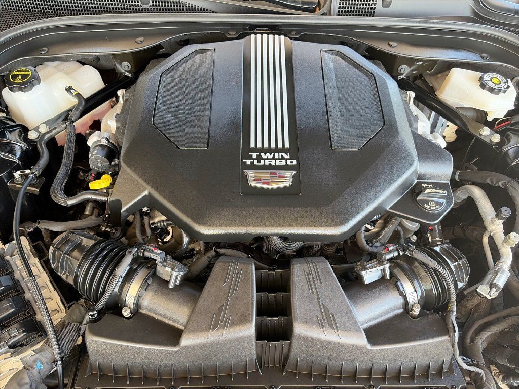Used 2025 Cadillac CT5 V w/ Technology Package AWD/4WD image 31