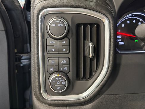 Used 2020 Chevrolet Silverado 1500 LT Trail Boss AWD/4WD image 20