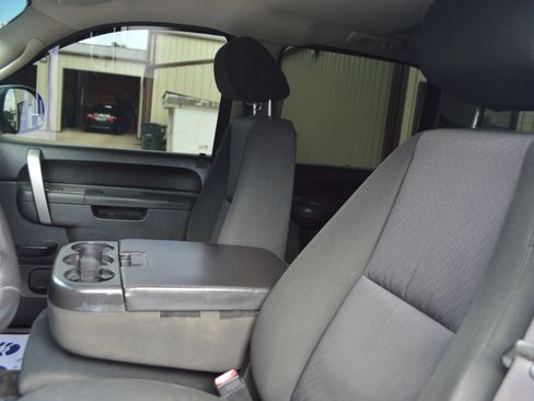 Used 2011 Chevrolet Silverado 1500 LT w/ All-Star Edition AWD/4WD image 17
