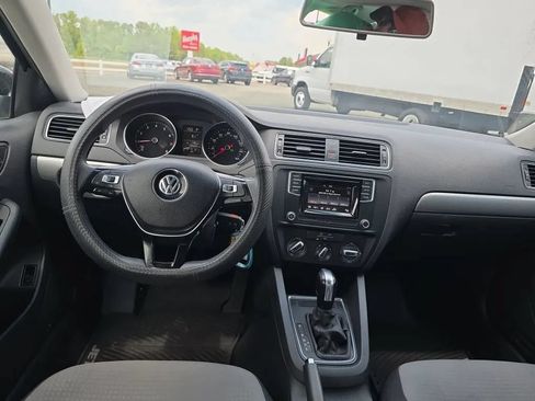 Used 2017 Volkswagen Jetta S FWD image 13