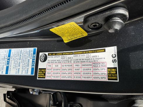 Used 2022 Toyota RAV4 XSE AWD/4WD image 35