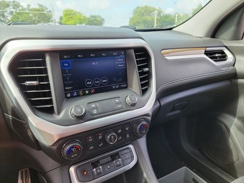 Used 2020 GMC Acadia SLE w/ Driver Convenience Package FWD image 21