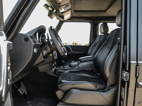 Used 2017 Mercedes-Benz G 550 Squared image 38