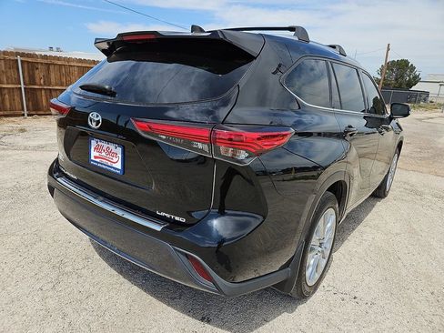 Used 2020 Toyota Highlander Limited FWD image 7