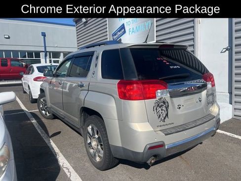 Used 2012 GMC Terrain SLT w/ Chrome and Technology Package AWD/4WD image 3