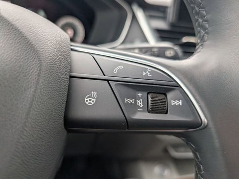 Used 2021 Audi Q5 Prestige w/ Prestige Package image 18