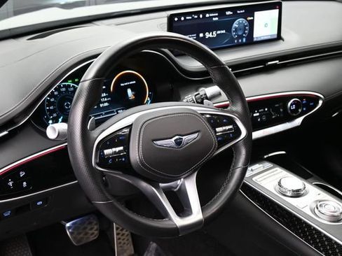 Used 2022 Genesis GV70 3.5T Sport w/ Sport Prestige Package AWD/4WD image 7