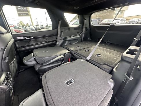 Certified 2025 Hyundai Palisade Calligraphy image 26