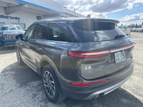 Used 2020 Lincoln Corsair AWD w/ Equipment Group 101A image 3