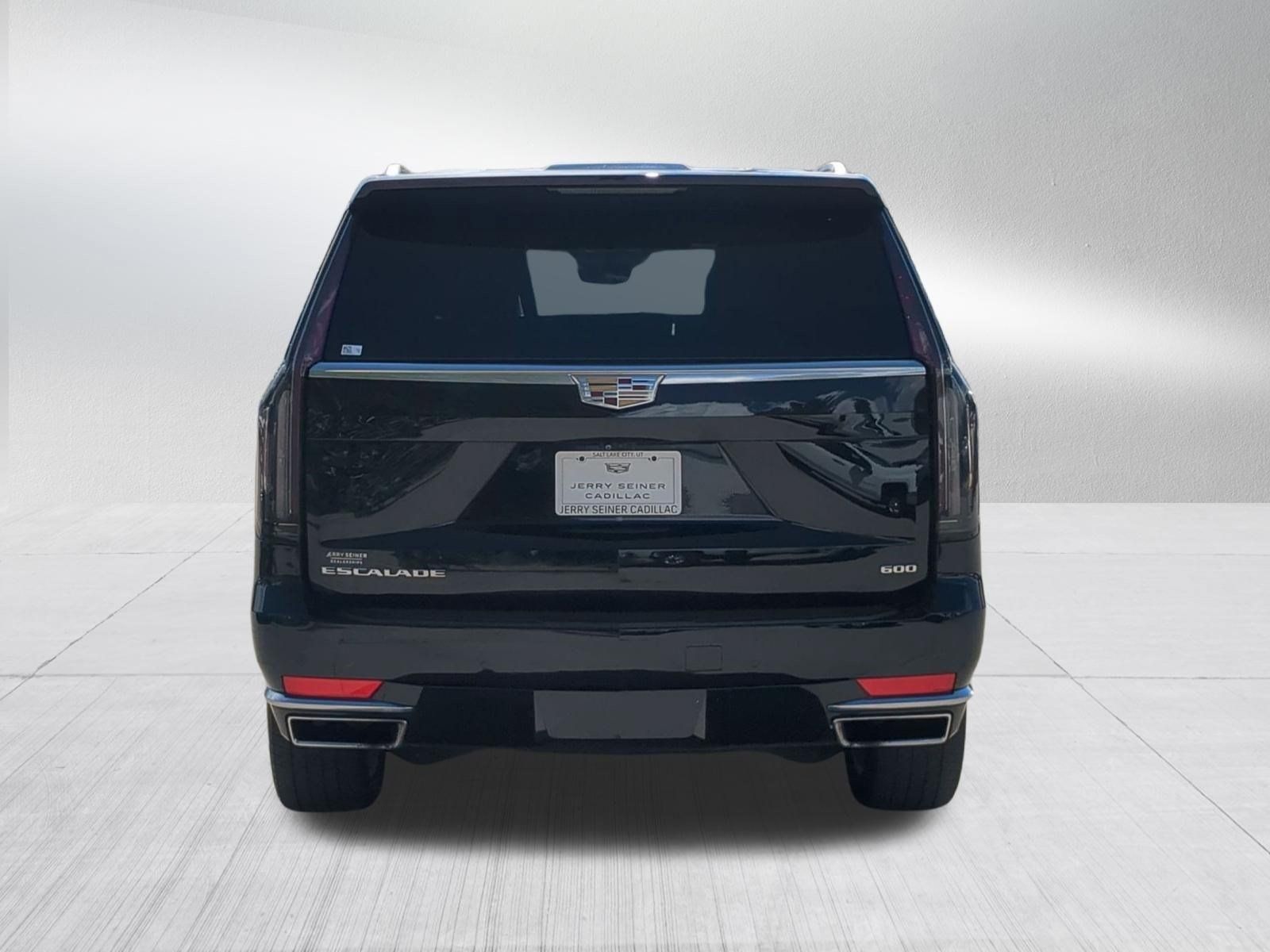 Certified 2023 Cadillac Escalade Premium Luxury AWD/4WD image 5