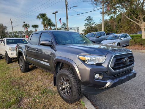 Used 2021 Toyota Tacoma SR5 image 8