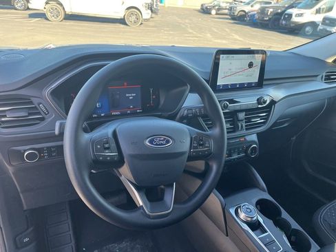 New 2026 Ford Escape Active image 9