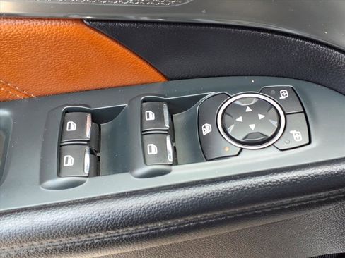 Certified 2019 Ford Explorer XLT w/ Equipment Group 202A image 18